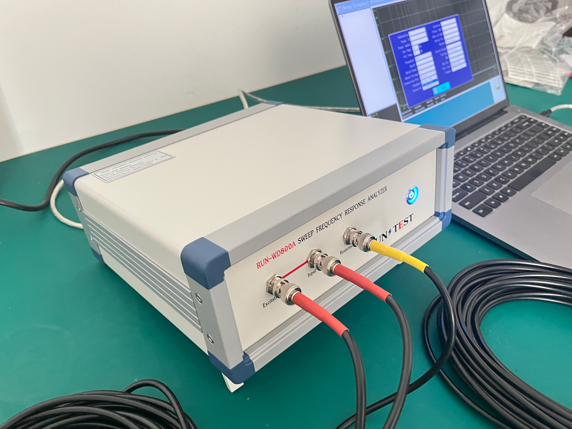 Sweep Frequency Response Analyzer